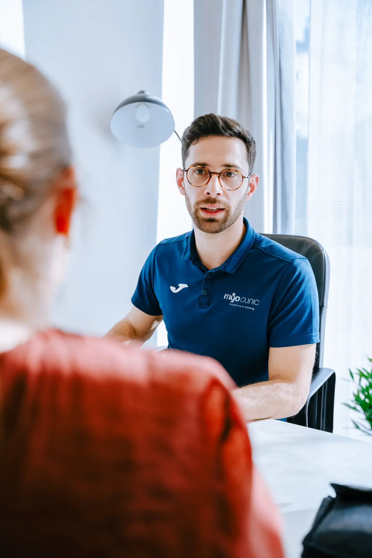 Especialista Myo Clinic em consulta